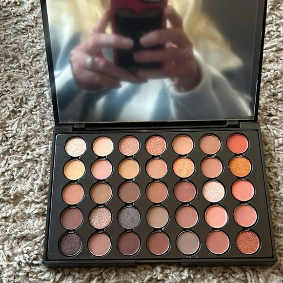 Makeup   - Picture 15 of 15